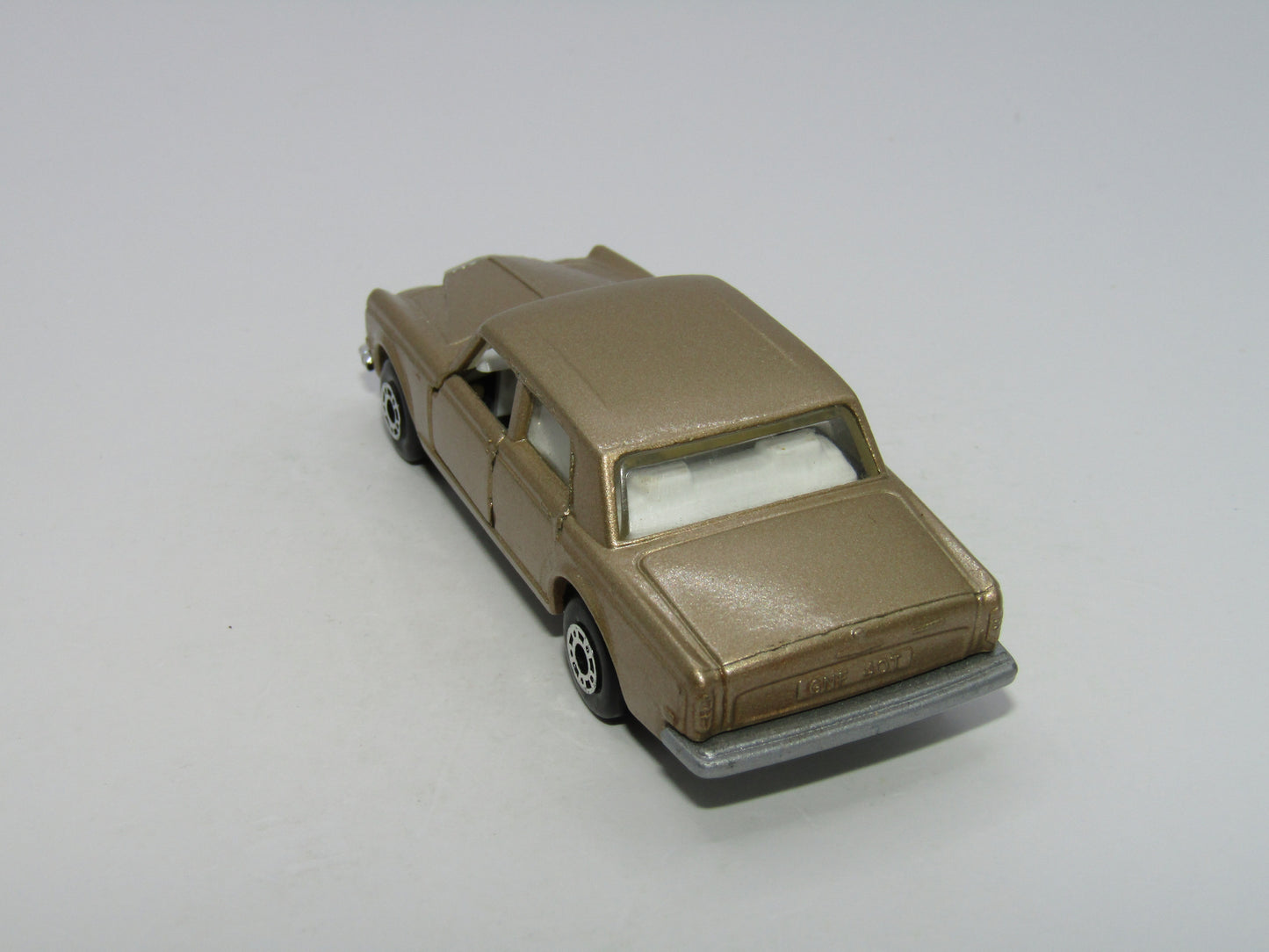 Matchbox Superfast 39B Rolls Royce SS Metallic Gold SILVER Base