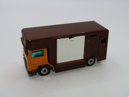 Matchbox Superfast 40B Horse Box Orange Cab, White Door Gloss Black Base