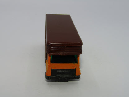 Matchbox Superfast 40B Horse Box Orange Cab, White Door Gloss Black Base