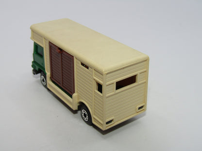 Matchbox Superfast 40B Horse Box Metallic Green GLOSS Black Base