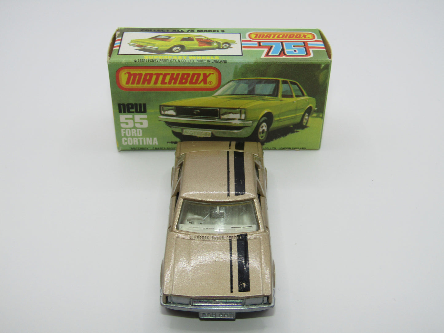 Matchbox Superfast 55D Ford Cortina Tan SILVER Base