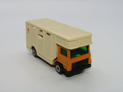 Matchbox Superfast 40B Horse Box Orange Light Brown Door Matt Black base