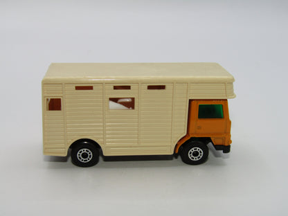 Matchbox Superfast 40B Horse Box Orange Light Brown Door Matt Black base
