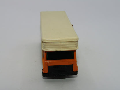 Matchbox Superfast 40B Horse Box Orange Dark Brown Door Satin Black base