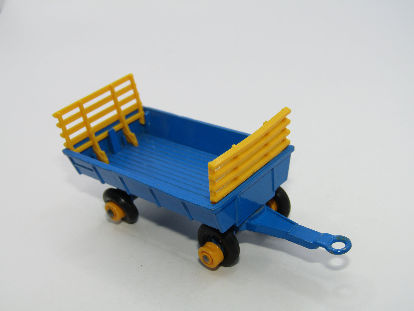 Matchbox Superfast 40A Hay Trailer Blue & Yellow