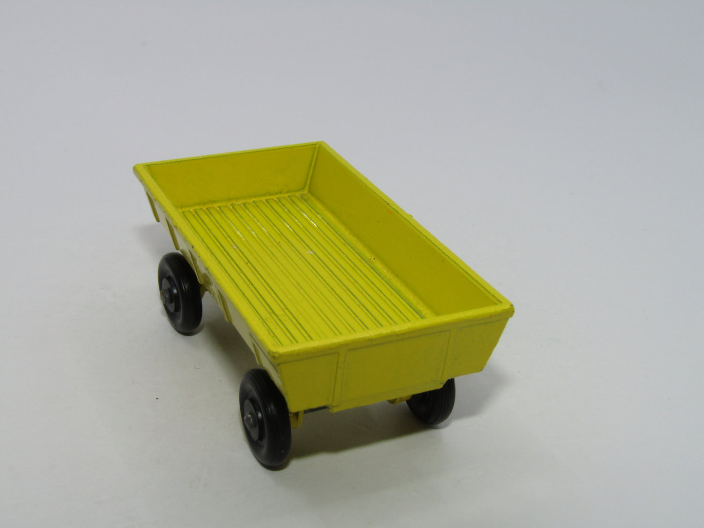 Matchbox Superfast 40A Hay Trailer Yellow