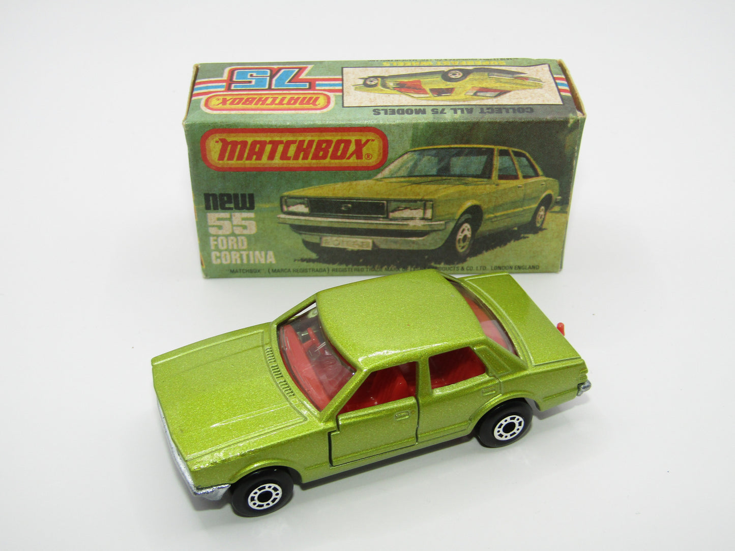 Matchbox Superfast 55D Ford Cortina Metallic Green Red Interior