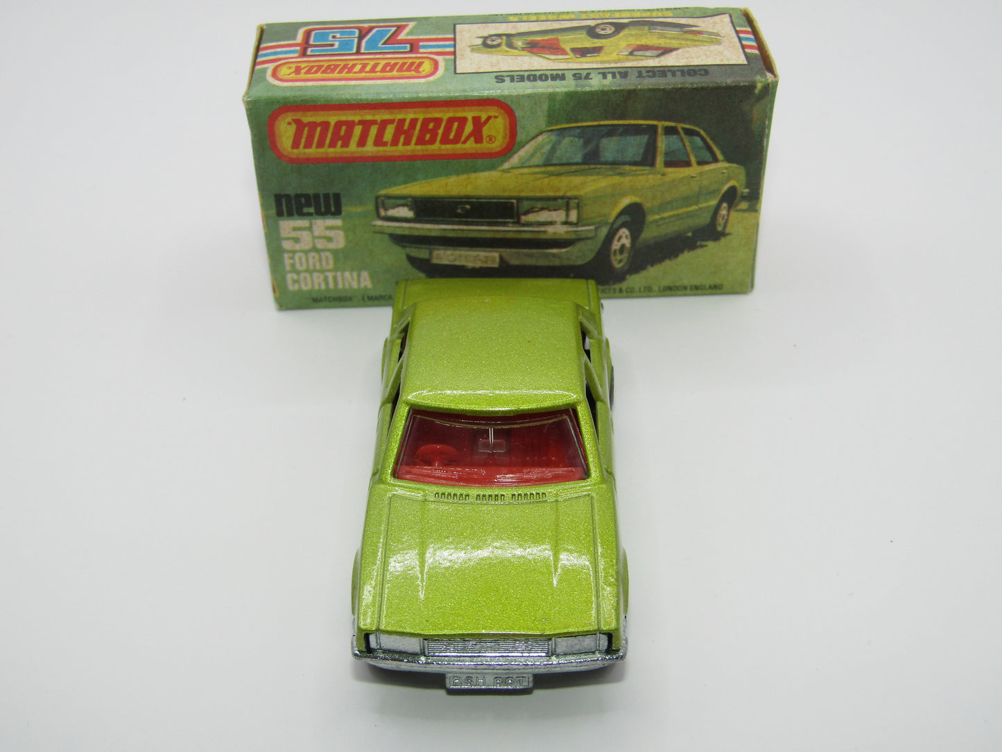 Matchbox Superfast 55D Ford Cortina Metallic Green Red Interior