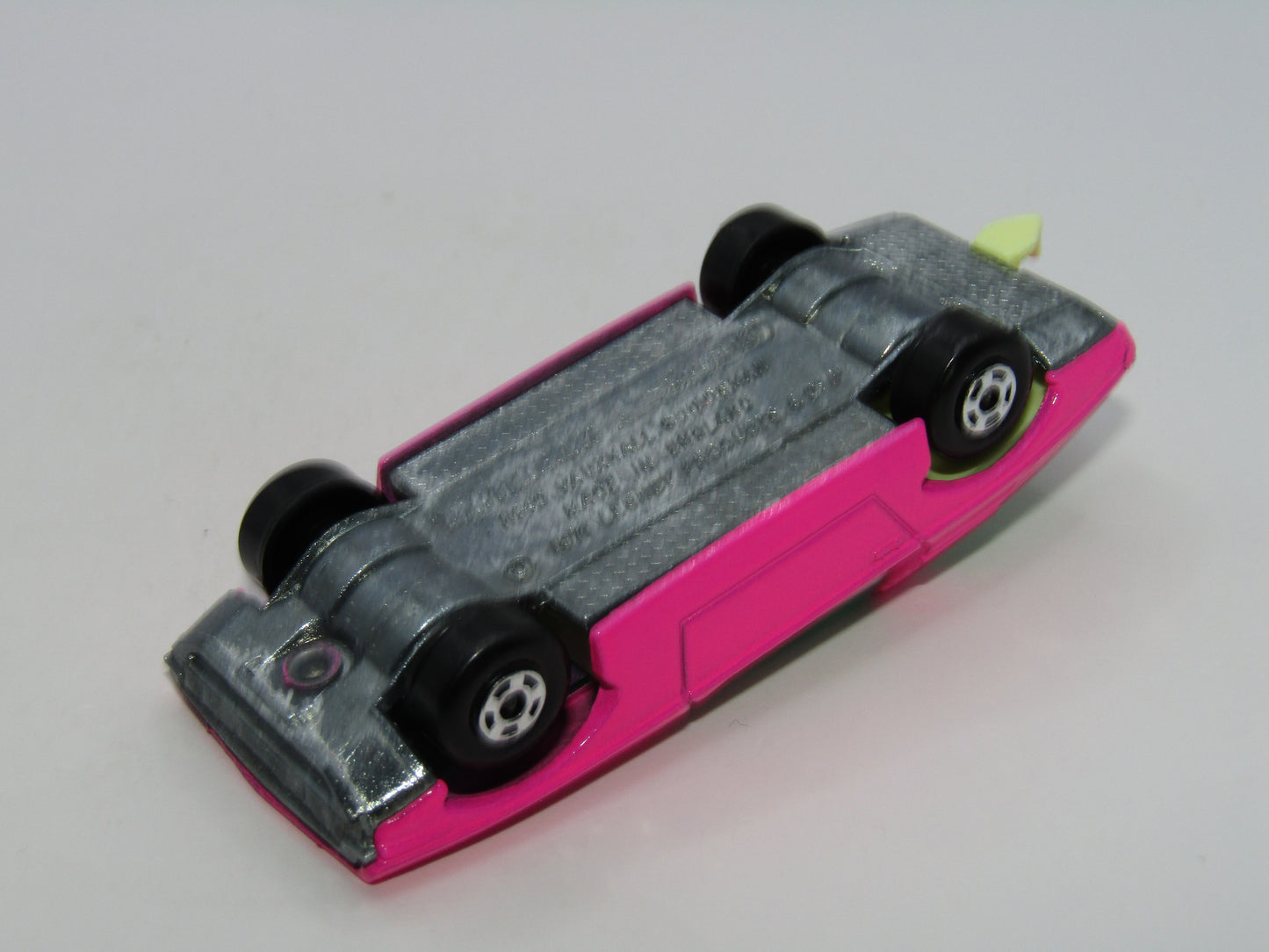 Matchbox Superfast 40A Vauxhall Guildsman Bright Hot Pink Blue Star Label