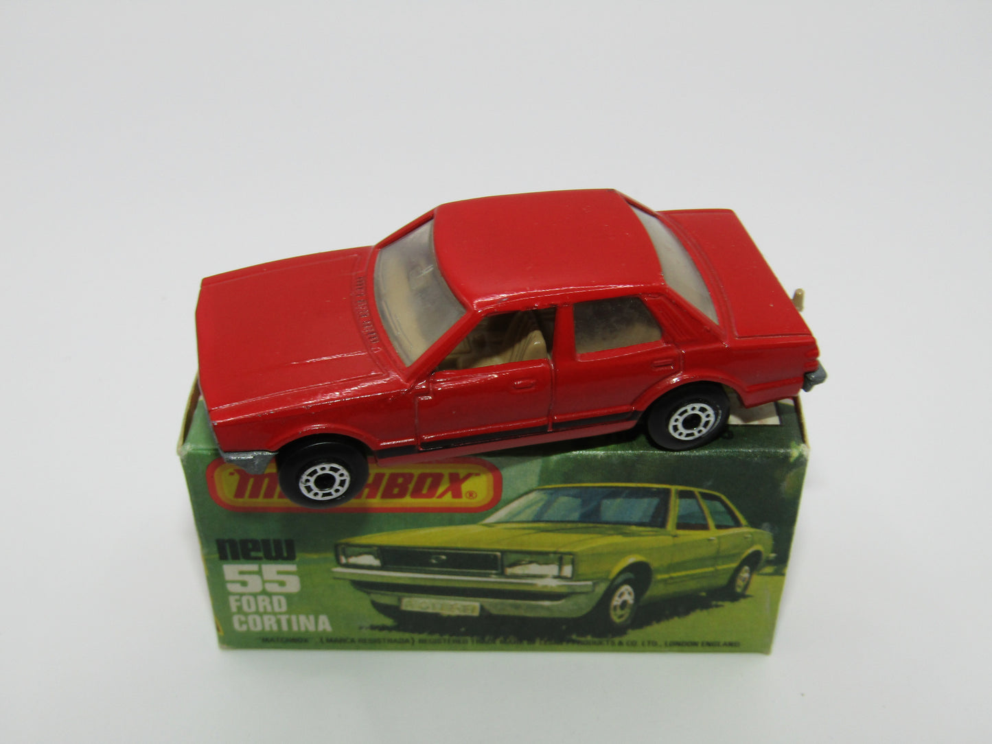 Matchbox Superfast 55D Ford Cortina Red DARK TAN Interior Black Stripe