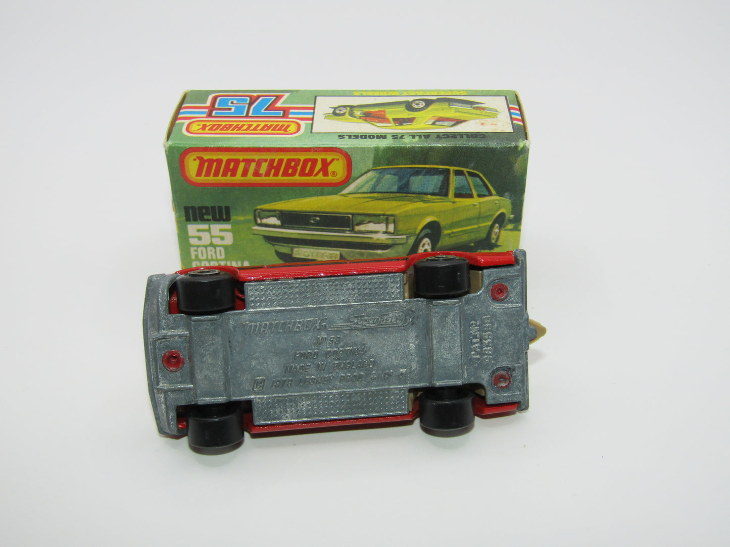 Matchbox Superfast 55D Ford Cortina Red DARK TAN Interior Black Stripe