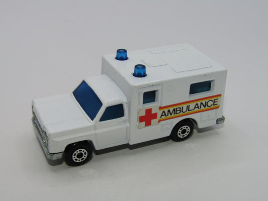 Matchbox Superfast 41C Ambulance Red Cross Labels Grey Interior