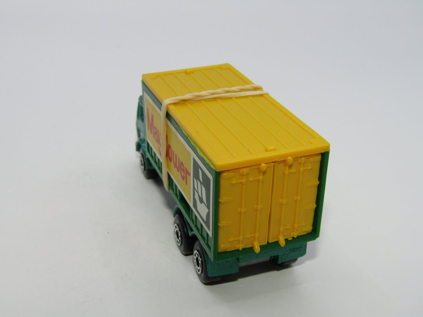 Matchbox Superfast 42C Mercedes Container Truck Met Green Yellow Roof