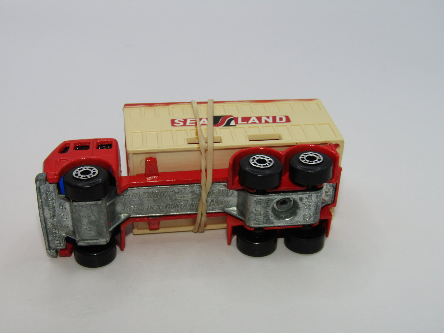 Matchbox Superfast 42C Mercedes Container Truck Beige Sealand Labels