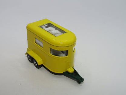 Matchbox Superfast 43A Pony Trailer Yellow Dark Green Base Solid Wheels