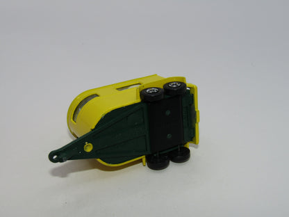 Matchbox Superfast 43A Pony Trailer Yellow Dark Green Base Solid Wheels
