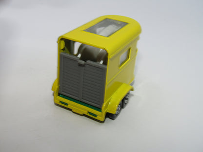 Matchbox Superfast 43A Pony Trailer Yellow LIGHT Green Base Hollow Wheels