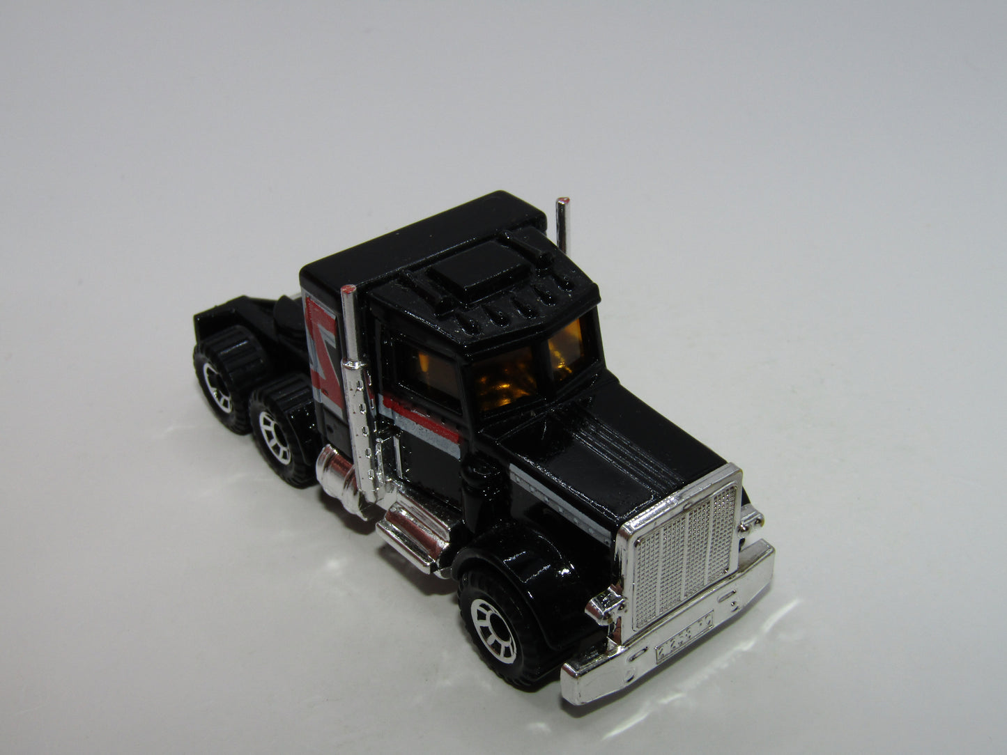 Matchbox Superfast 43D Peterbilt Conventional Truck Black Lesney England Base