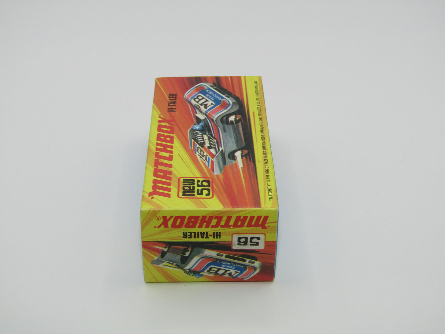 Matchbox Superfast 56B Hi-Tailer WHITE DRIVER Martini Red Base