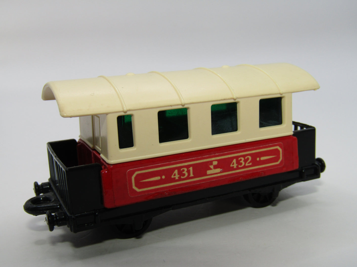 Matchbox Superfast 44C Passenger Coach Red Dark Green Windows