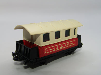 Matchbox Superfast 44C Passenger Coach Red Light Green Windows