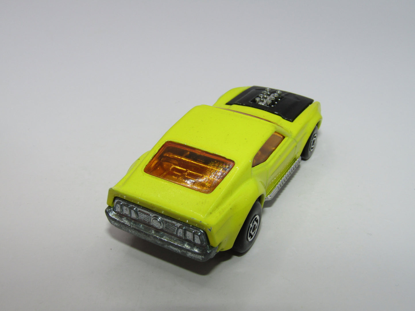 Matchbox Superfast 44B Boss Mustang Lemon Yellow Maltese Cross Wheels