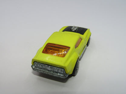 Matchbox Superfast 44B Boss Mustang LIGHT Yellow Maltese Cross Wheels