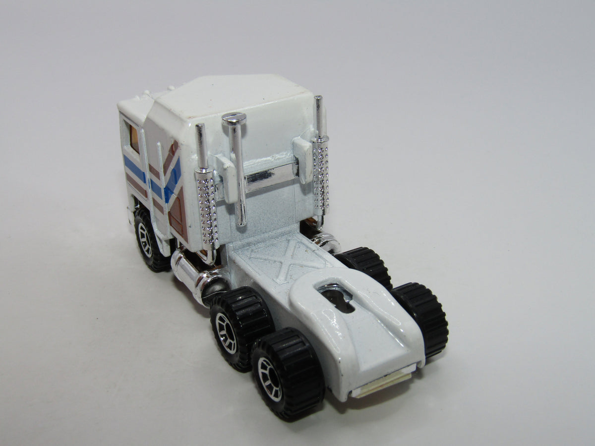Matchbox Superfast 45C Kenworth Cabover Aerodyne Light Brown Tampo