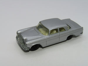Matchbox Superfast 46A Mercedes 300SE Silver 5 ARCH BLACK HUBS Rare