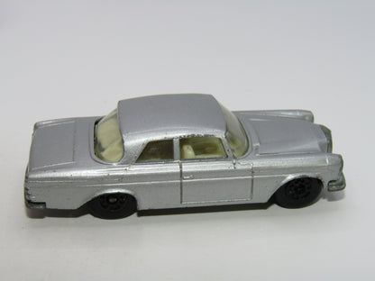 Matchbox Superfast 46A Mercedes 300SE Silver 5 ARCH BLACK HUBS Rare
