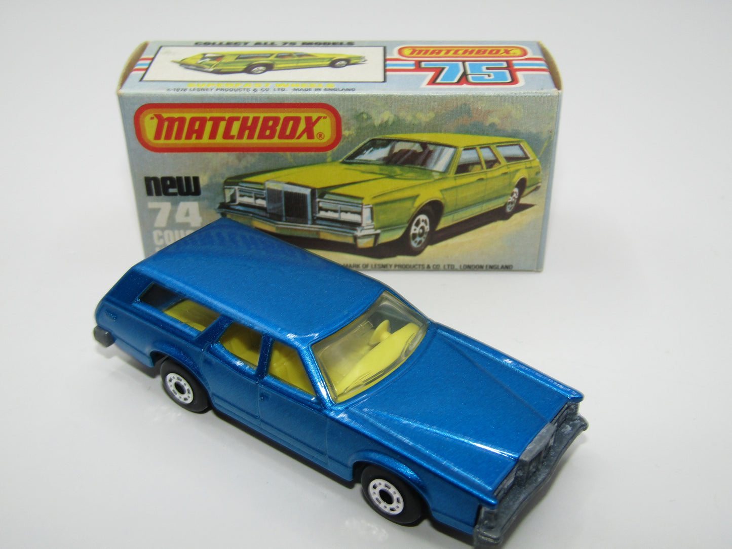 Matchbox Superfast 74C Cougar Villager Metallic Dark Blue Yellow Interior
