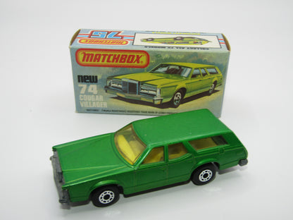Matchbox Superfast 74C Cougar Villager DARK MATT Green Yellow Interior AMBER Windows