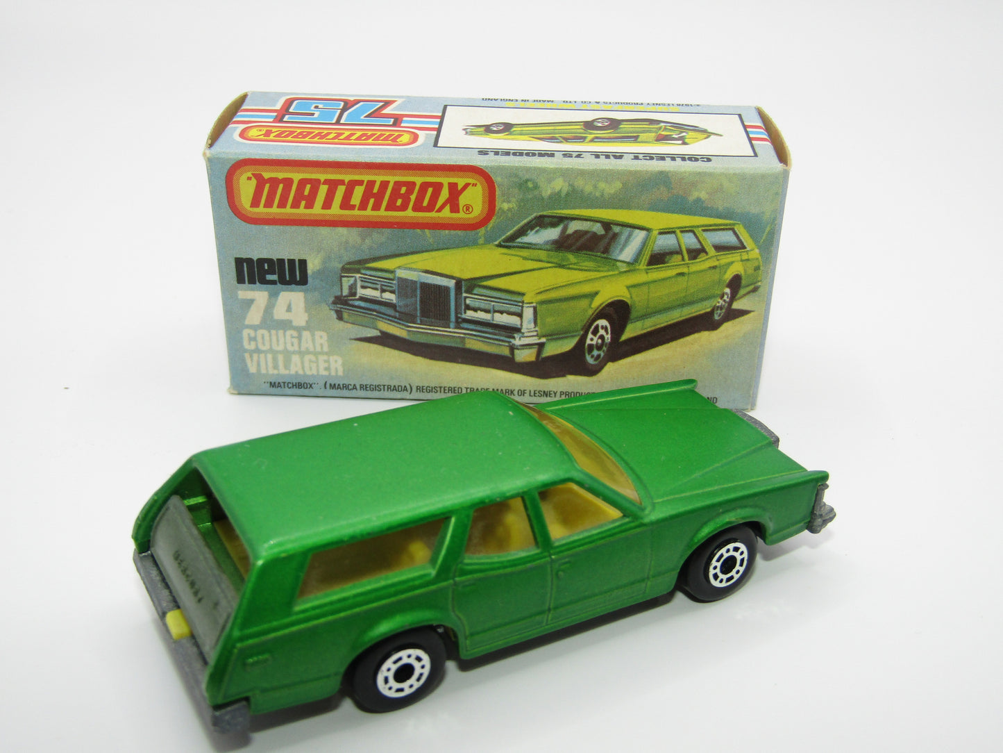 Matchbox Superfast 74C Cougar Villager DARK MATT Green Yellow Interior AMBER Windows