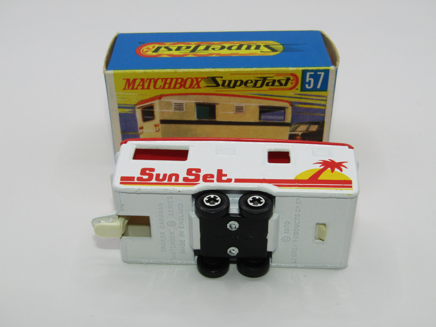Matchbox Superfast 57B Eccles Trailer Caravan White Sun Set Tampo