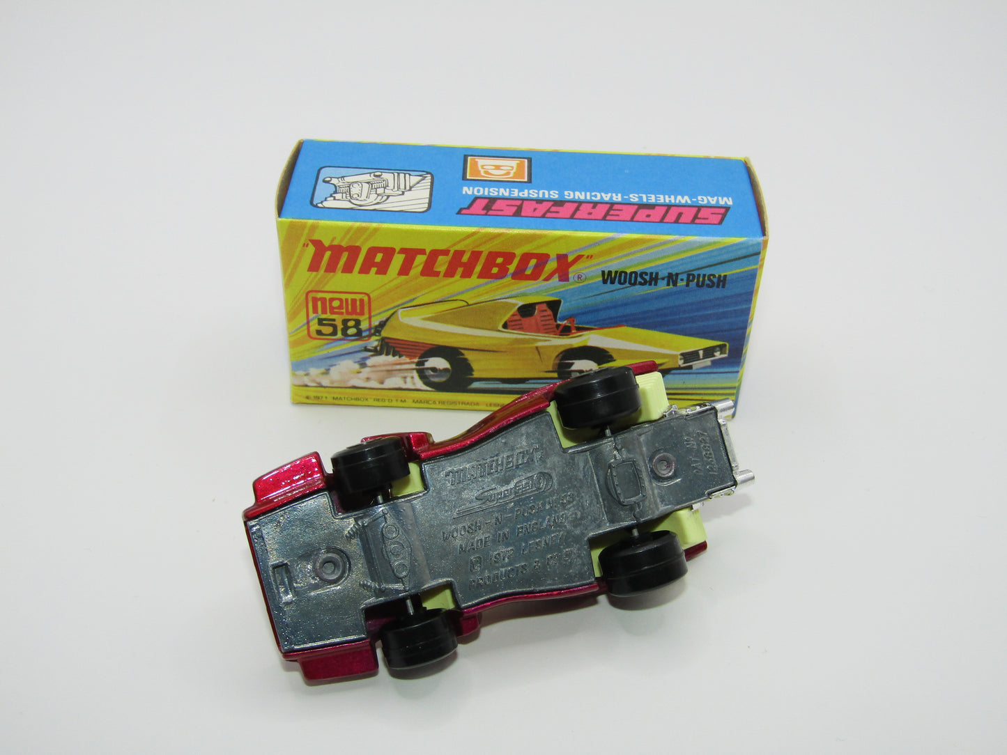 Matchbox Superfast 58B Woosh N Push METALLIC RED "8" Label