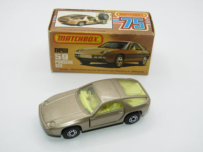 Matchbox Superfast 59C Porsche 928 SILVERY GOLD, Lemon Interior