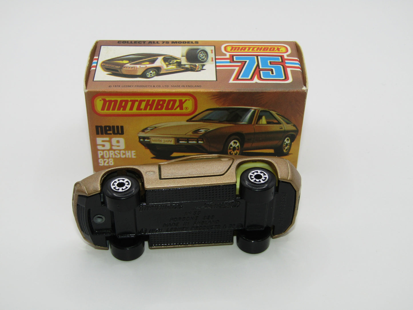 Matchbox Superfast 59C Porsche 928 SATIN GOLD Body Light Yellow Interior