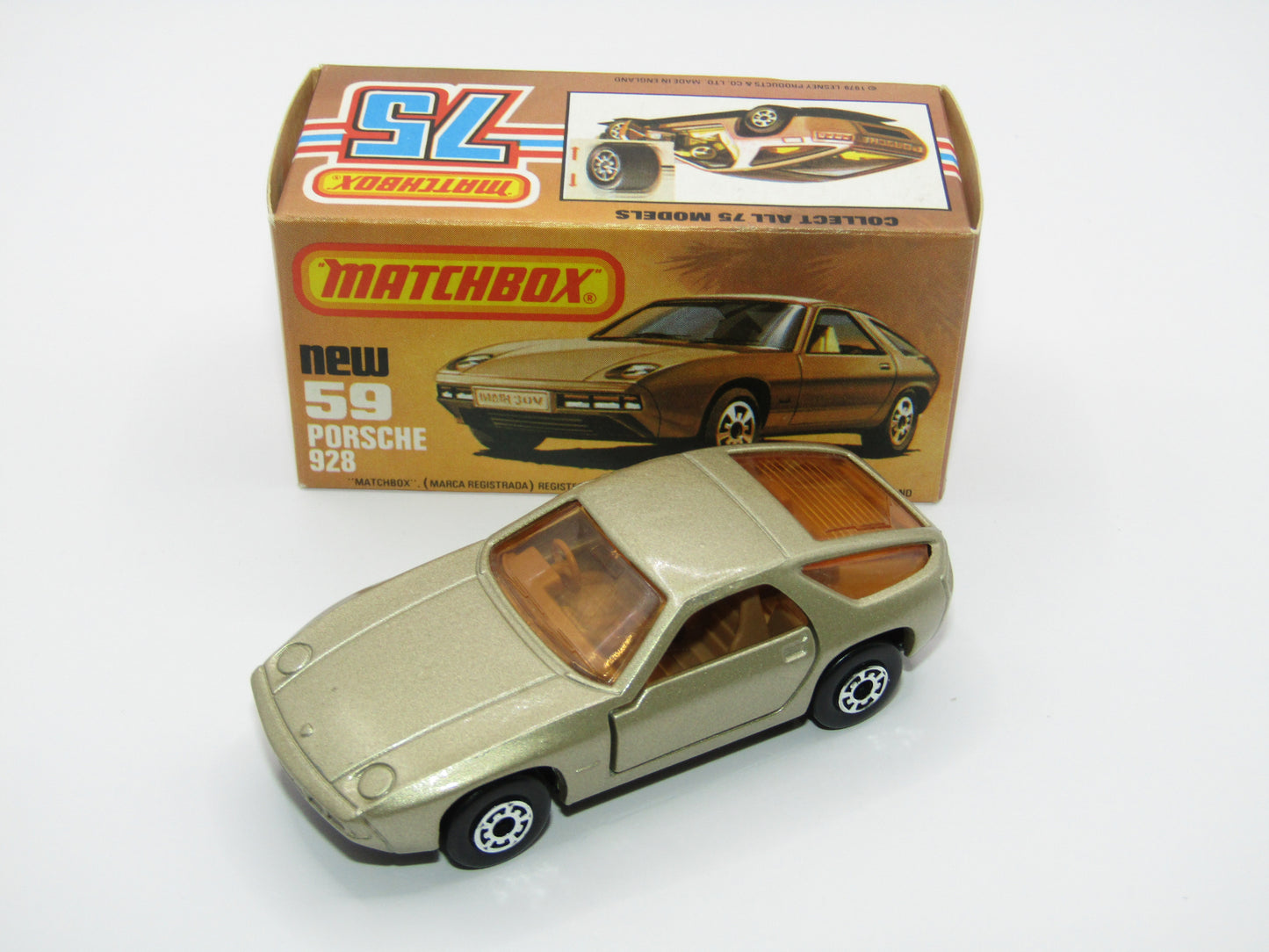 Matchbox Superfast 59C Porsche 928 CHAMPAGNE Gold, GREY Base
