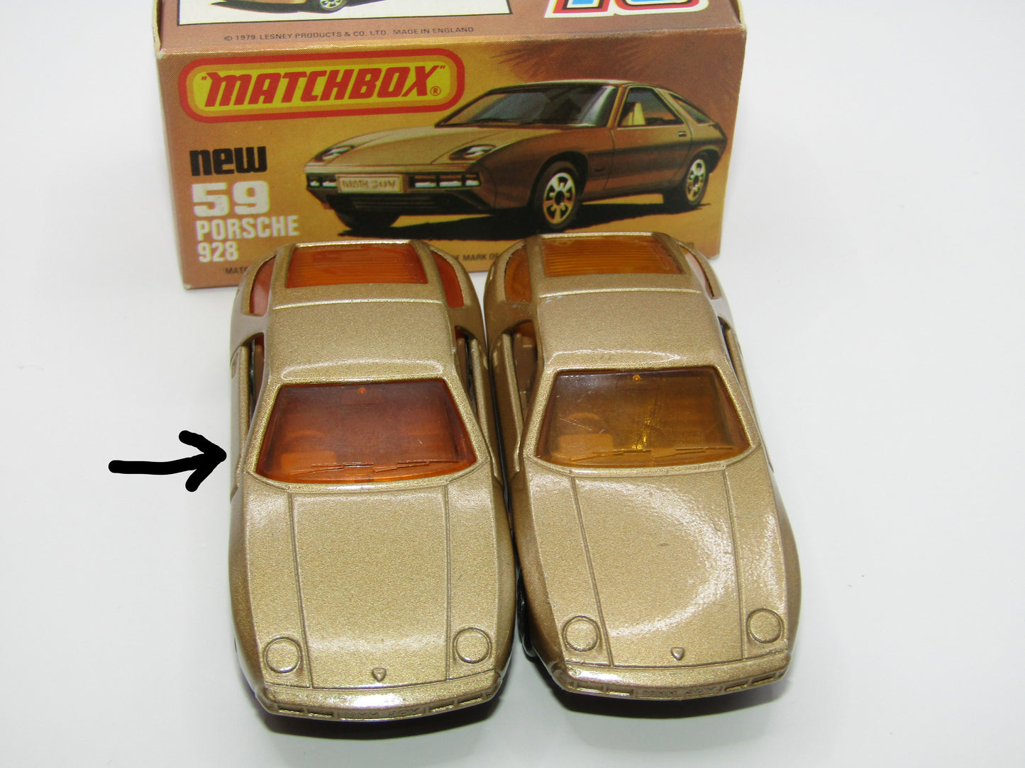 Matchbox Superfast 59C Porsche 928 Gold ORANGE Windows Black Base