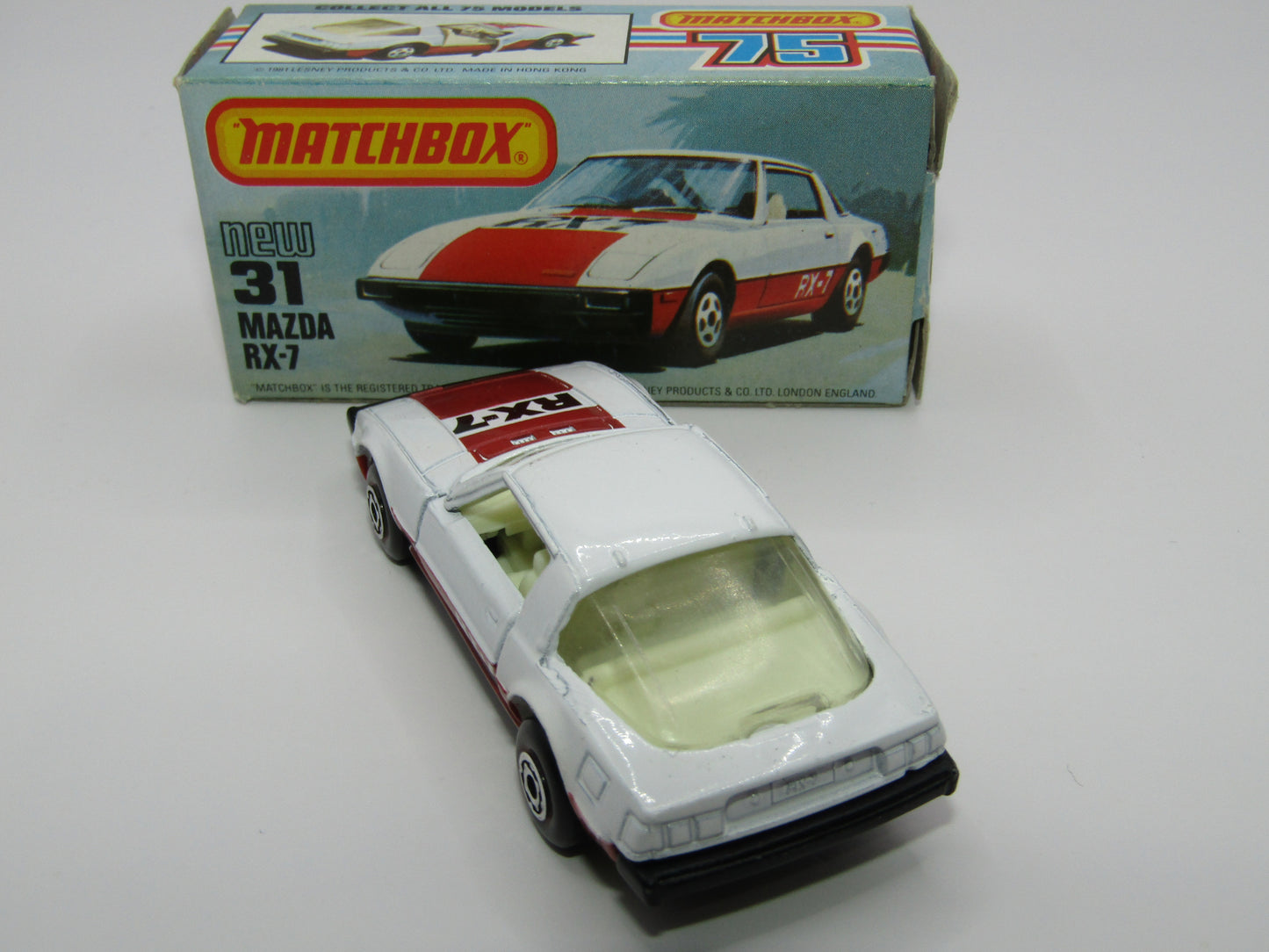 Matchbox Superfast No 31D Mazda RX-7 MALTESE CROSS Wheels Thick Red Stripe USA Picture Box