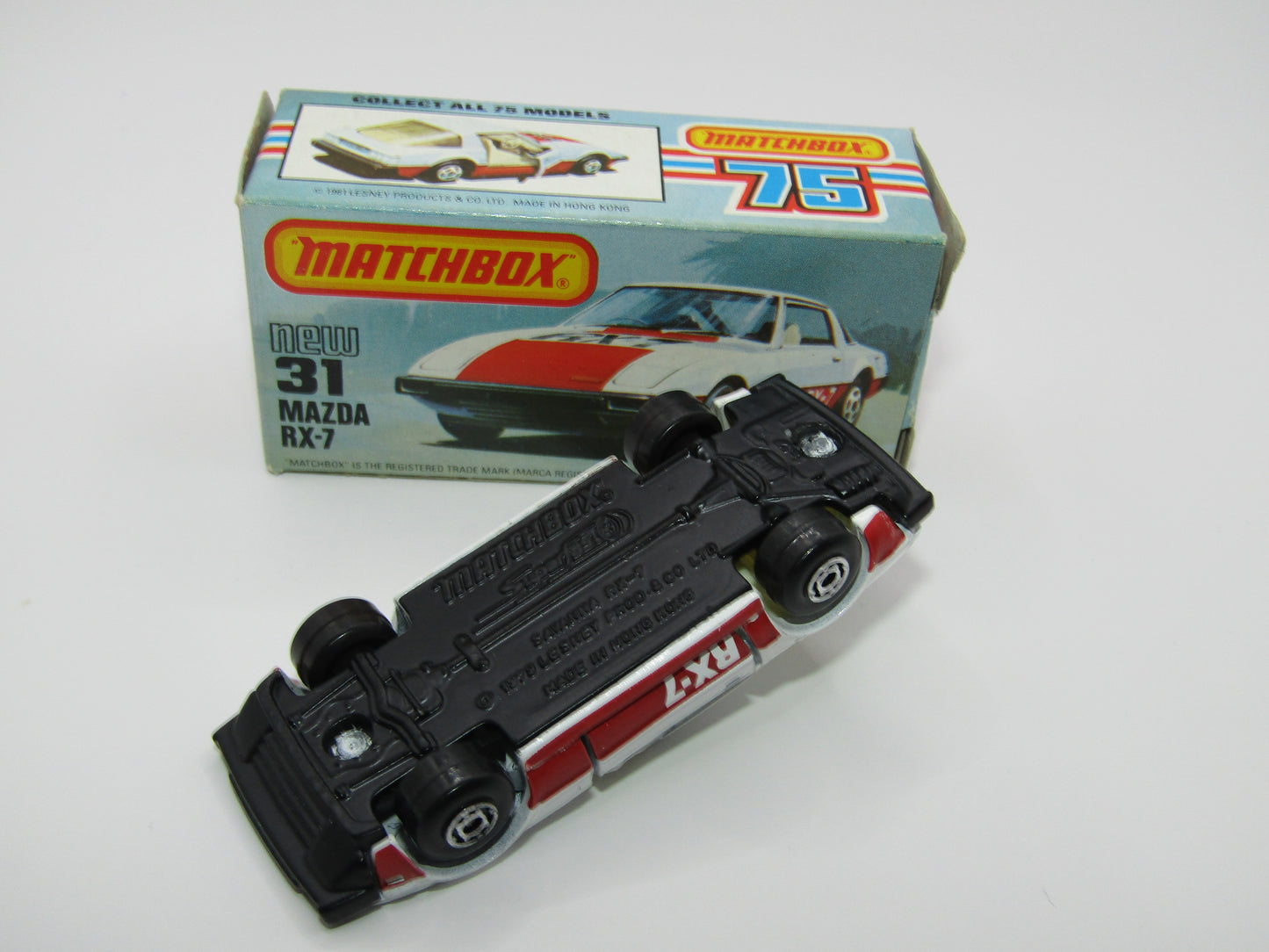 Matchbox Superfast No 31D Mazda RX-7 MALTESE CROSS Wheels Thick Red Stripe USA Picture Box