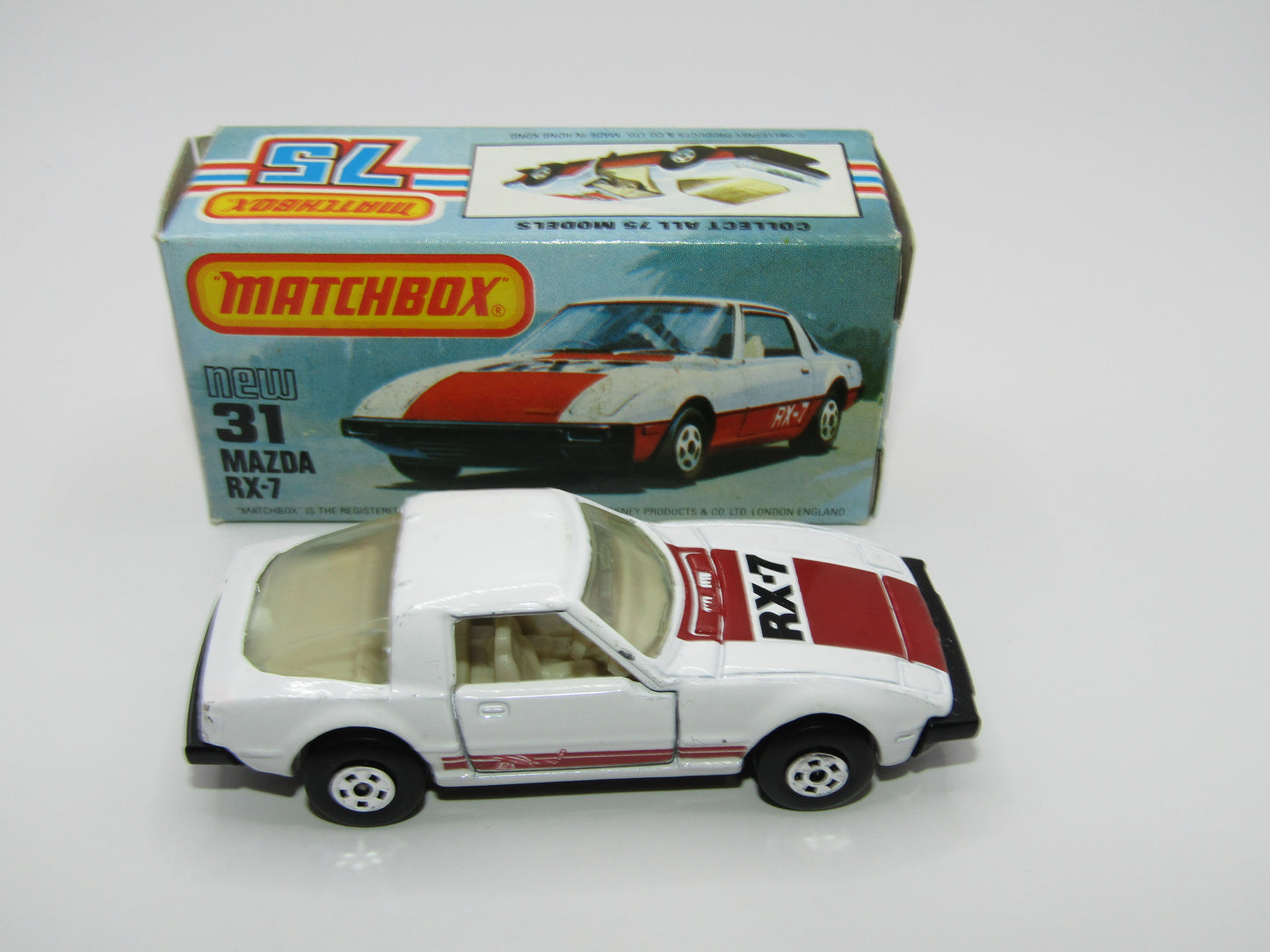 Matchbox Superfast No 31D Mazda RX-7 Thin Red Stripe 5 Spoke Wheels USA Picture Box