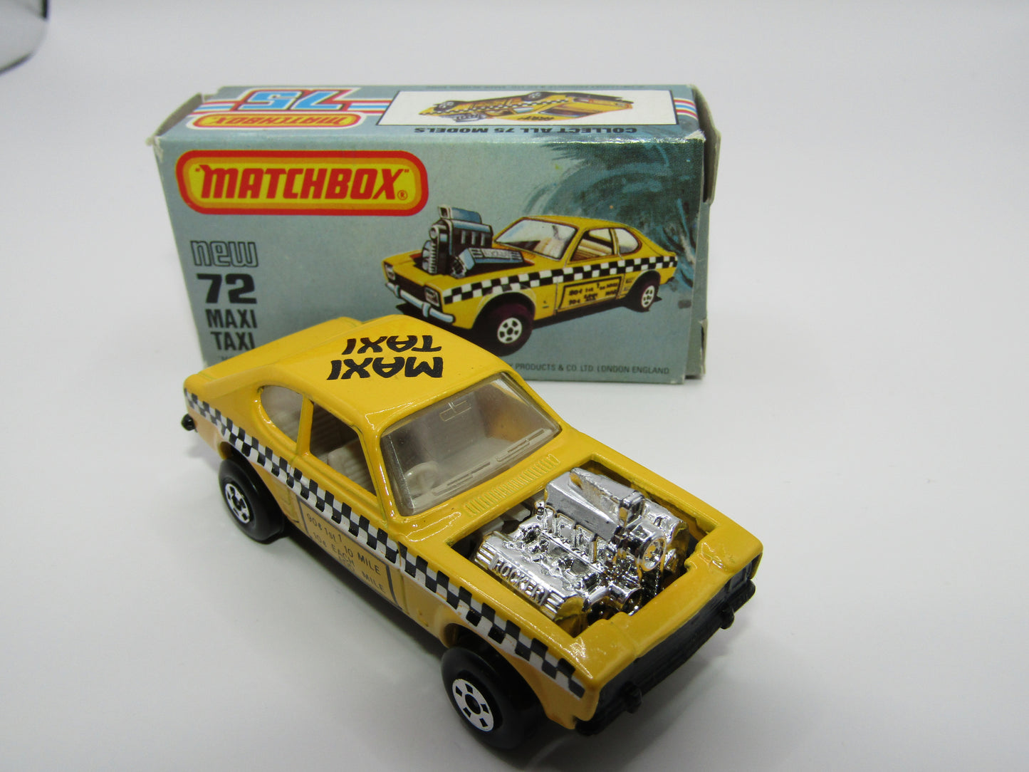 Matchbox Superfast No 72D Maxi Taxi REVERSED TAMPO 5 Spoke Wheels USA Picture Box