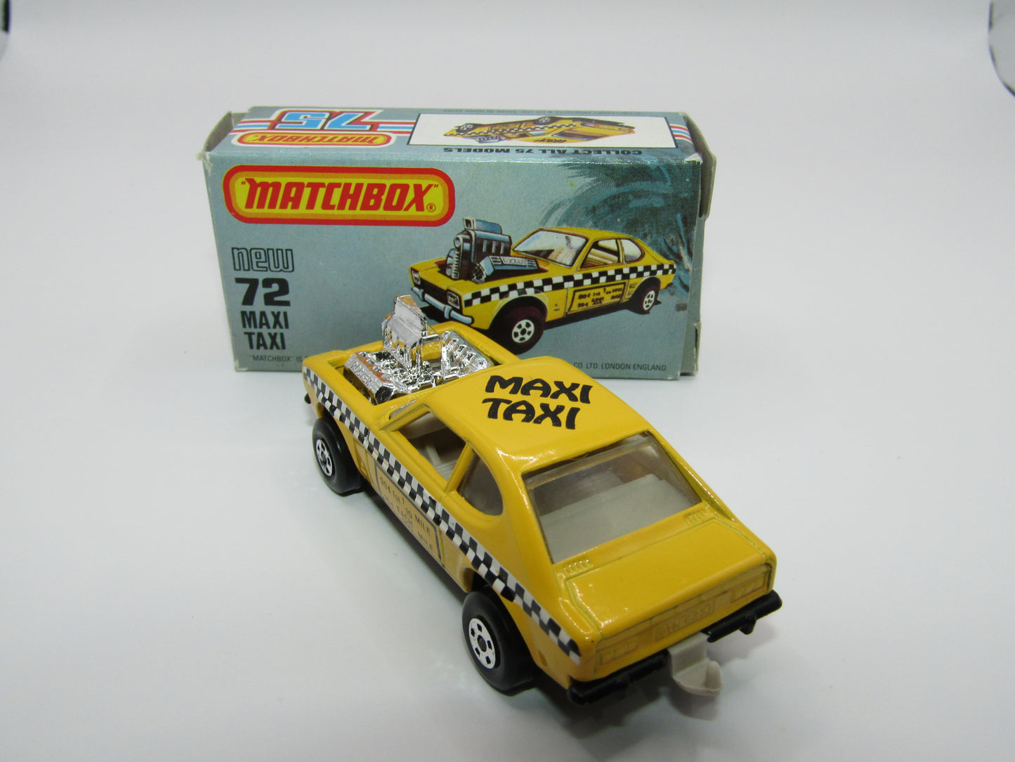 Matchbox Superfast No 72D Maxi Taxi REVERSED TAMPO 5 Spoke Wheels USA Picture Box