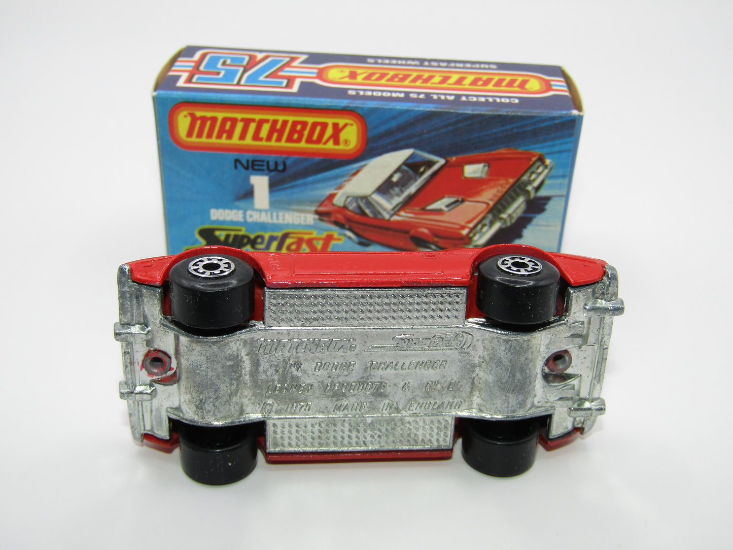 Matchbox Superfast 1C Dodge Challenger Red, RED INTERIOR SMOKE Windows