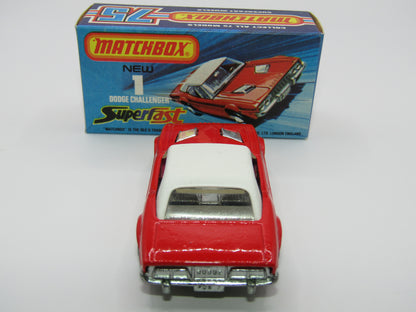 Matchbox Superfast 1C Dodge Challenger Red, DOT DASH WHEELS