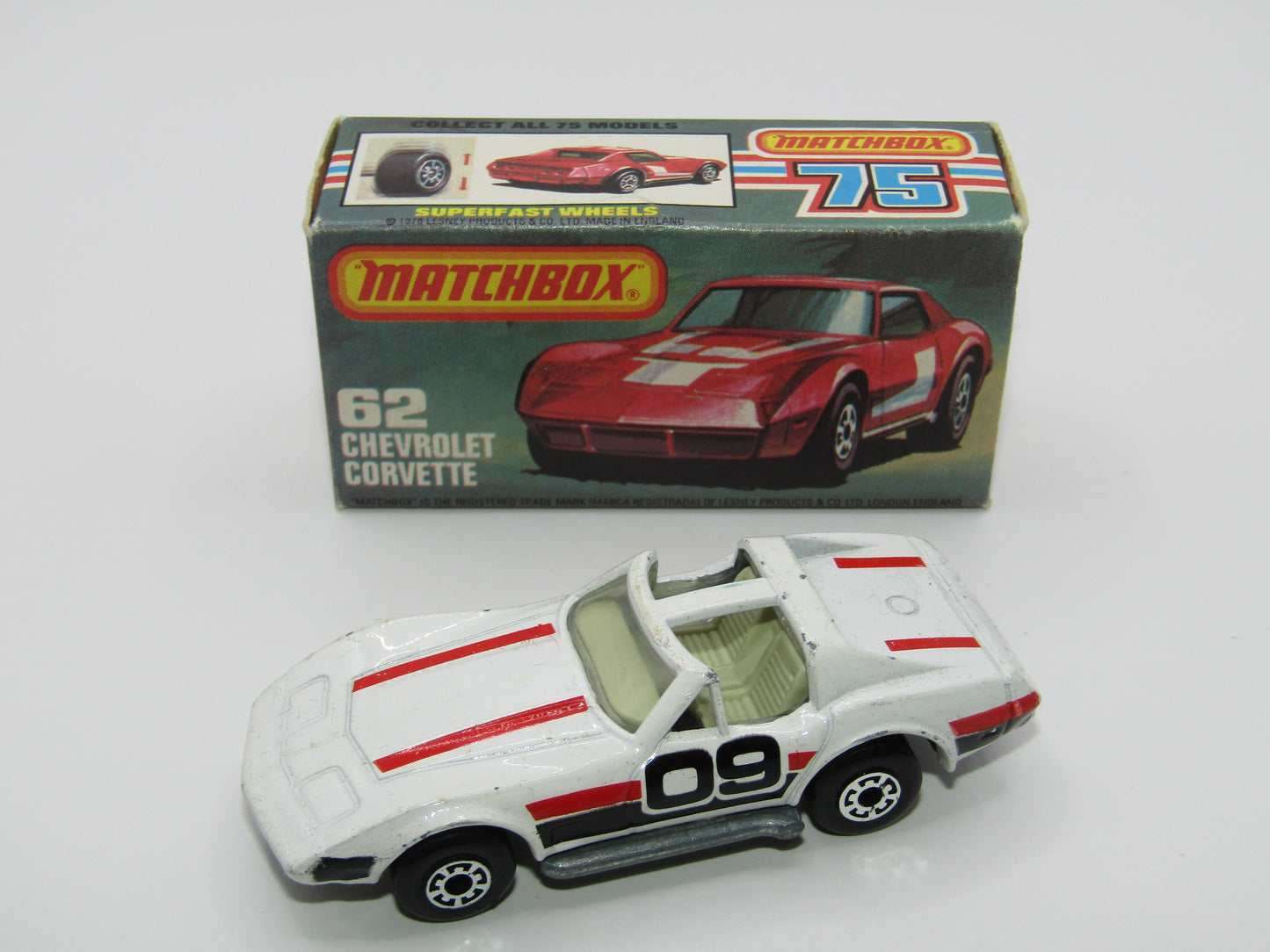 Matchbox Superfast 62D Chevrolet Corvette T-Roof 5 Arch wheels
