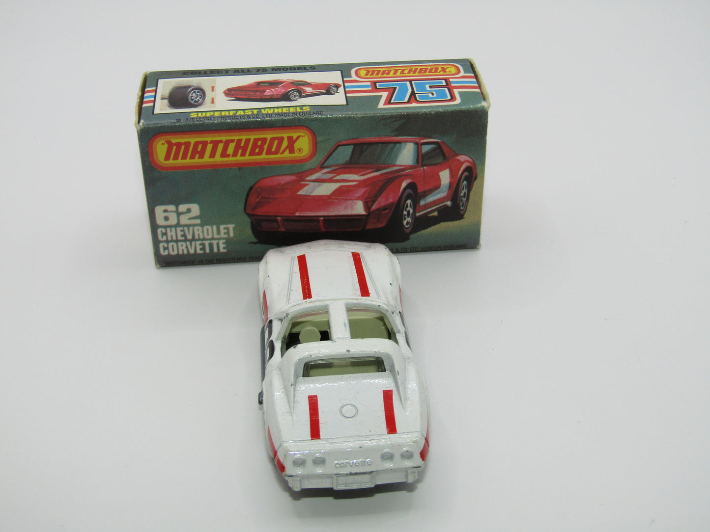 Matchbox Superfast 62D Chevrolet Corvette T-Roof 5 Arch wheels