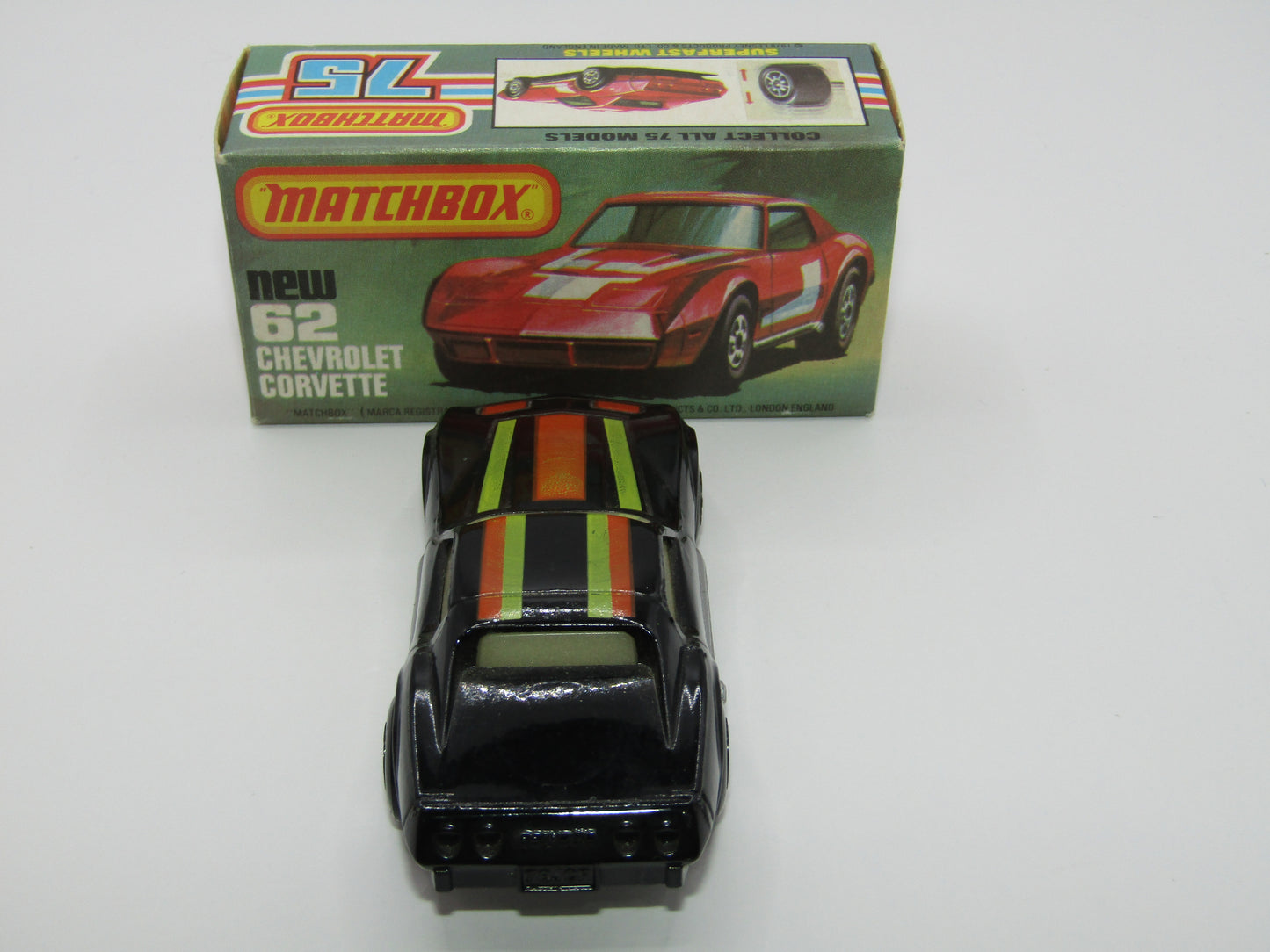 Matchbox Superfast 62D Chevrolet Corvette OPAQUE Windows Silver Base