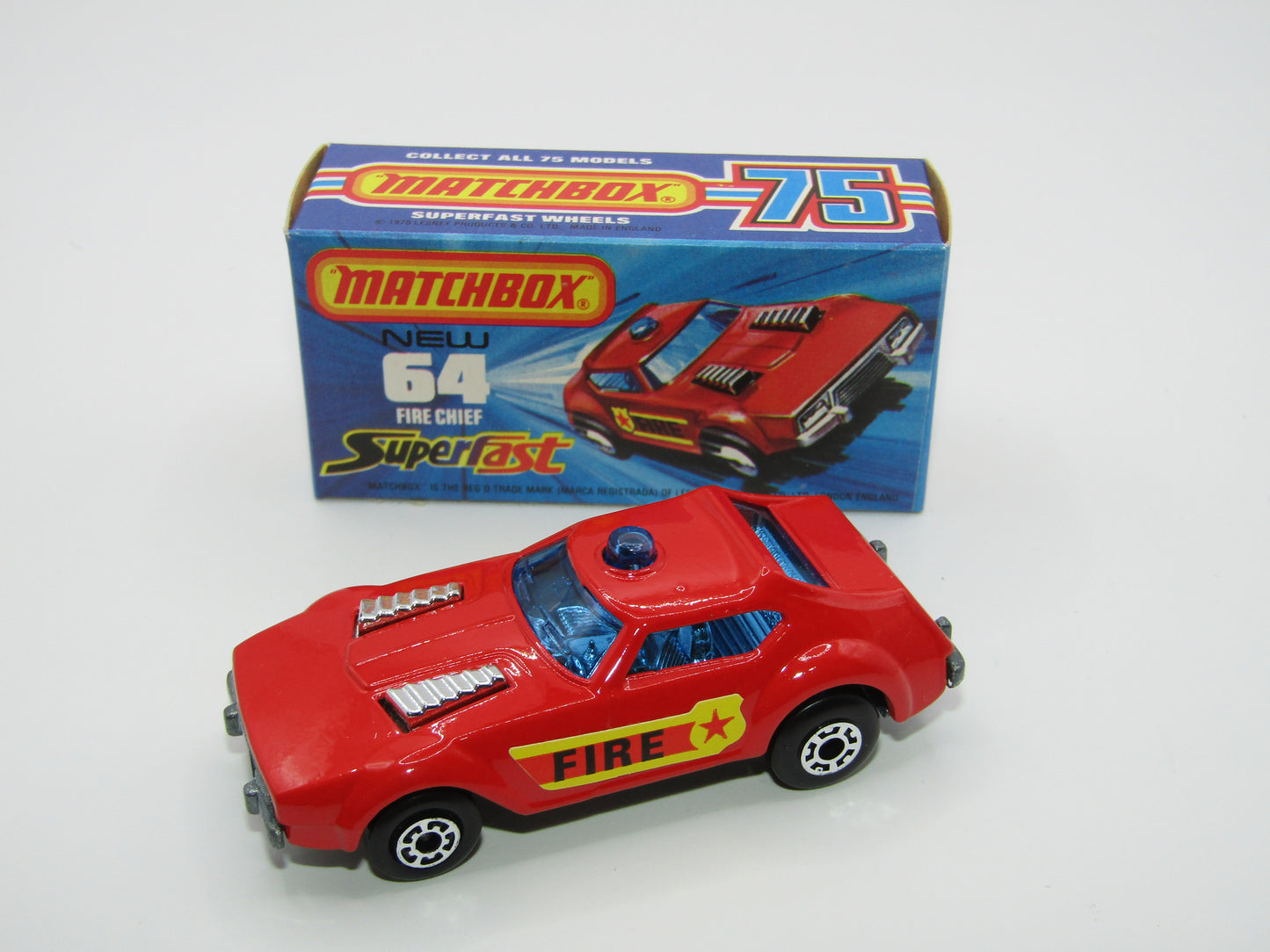 Matchbox Superfast 64C Fire Chief Car NO OUTLINE on Shield